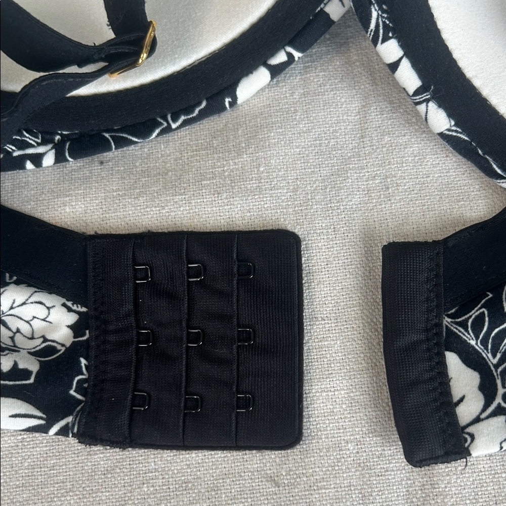 Soma Black and White Floral Bra - Picture 7 of 7